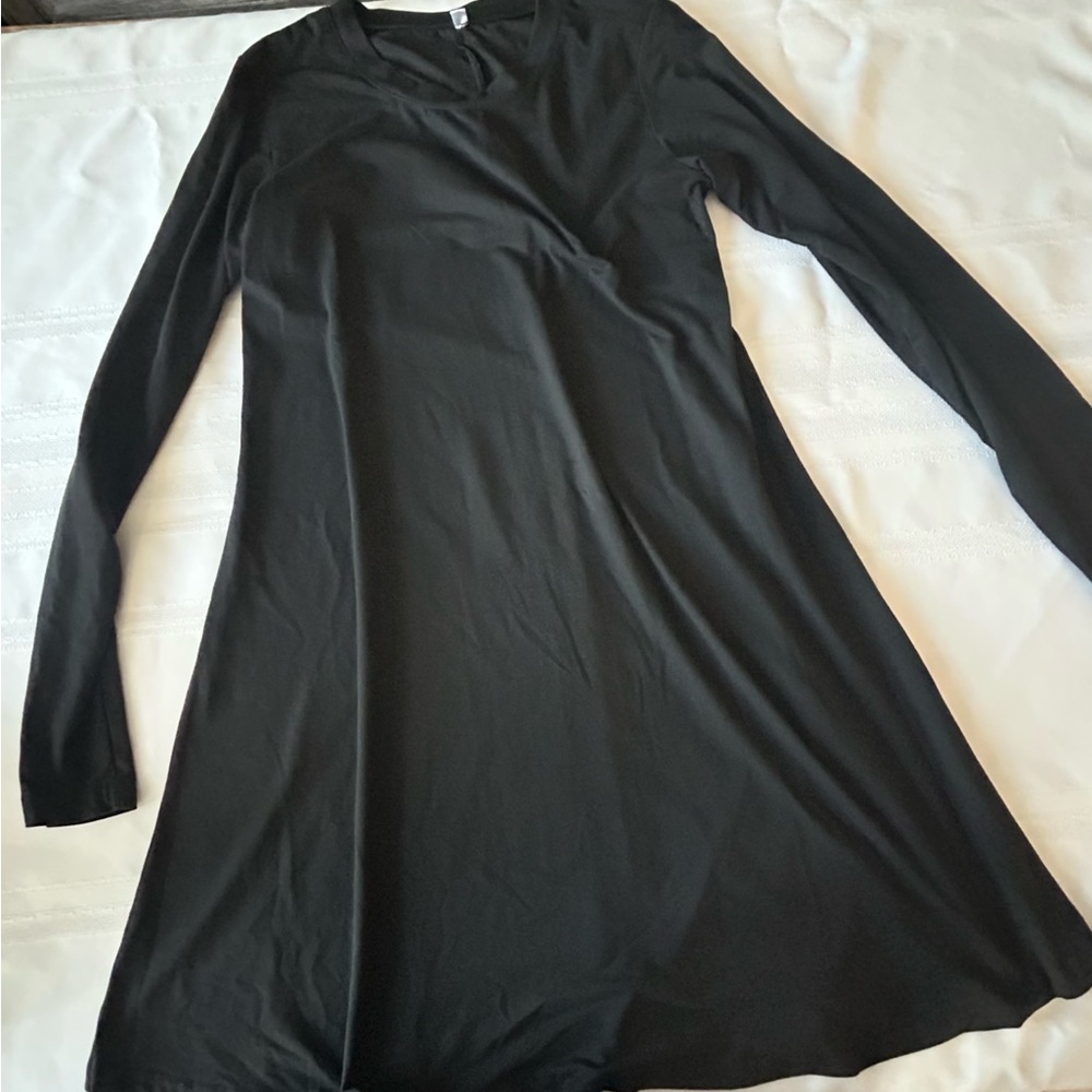 Elegant Black Long Sleeve Dress